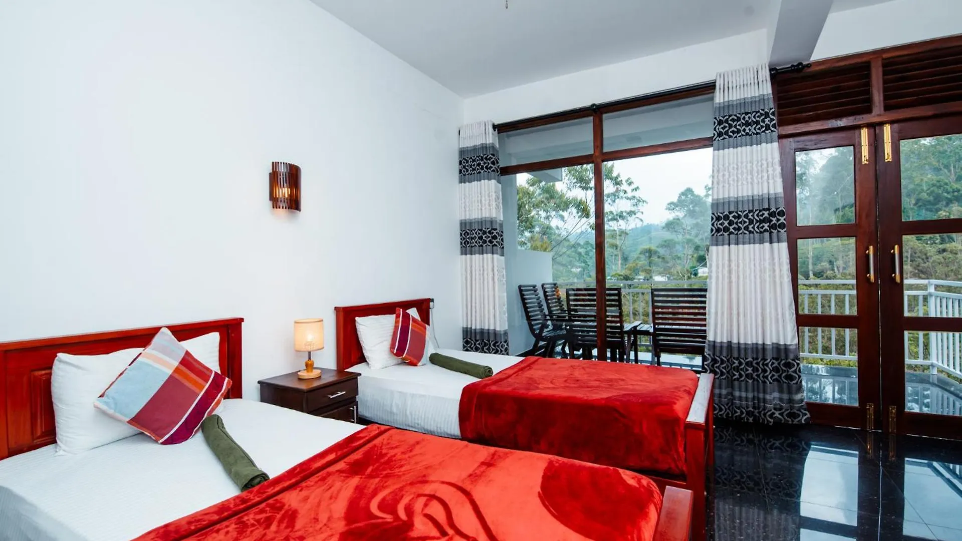 Adams Peak Inn Наллатания 3*,  Шри-Ланка